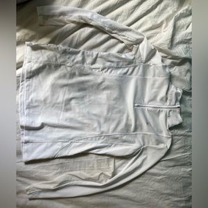 White ariat quarter zip